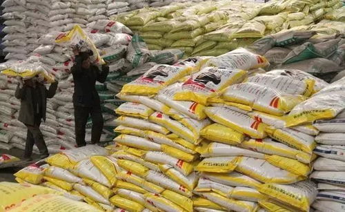 复合肥中的隐忧 识别与选择之道